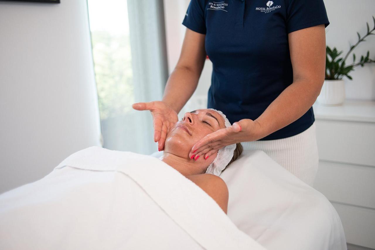 Hotel Bonifacio Spa&Sport Resort Sochocin Eksteriør bilde
